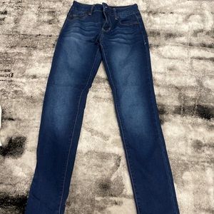 1822 dark wash low waisted jeans